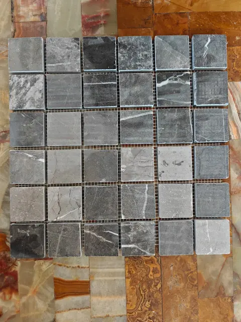 Mosaico de mármol